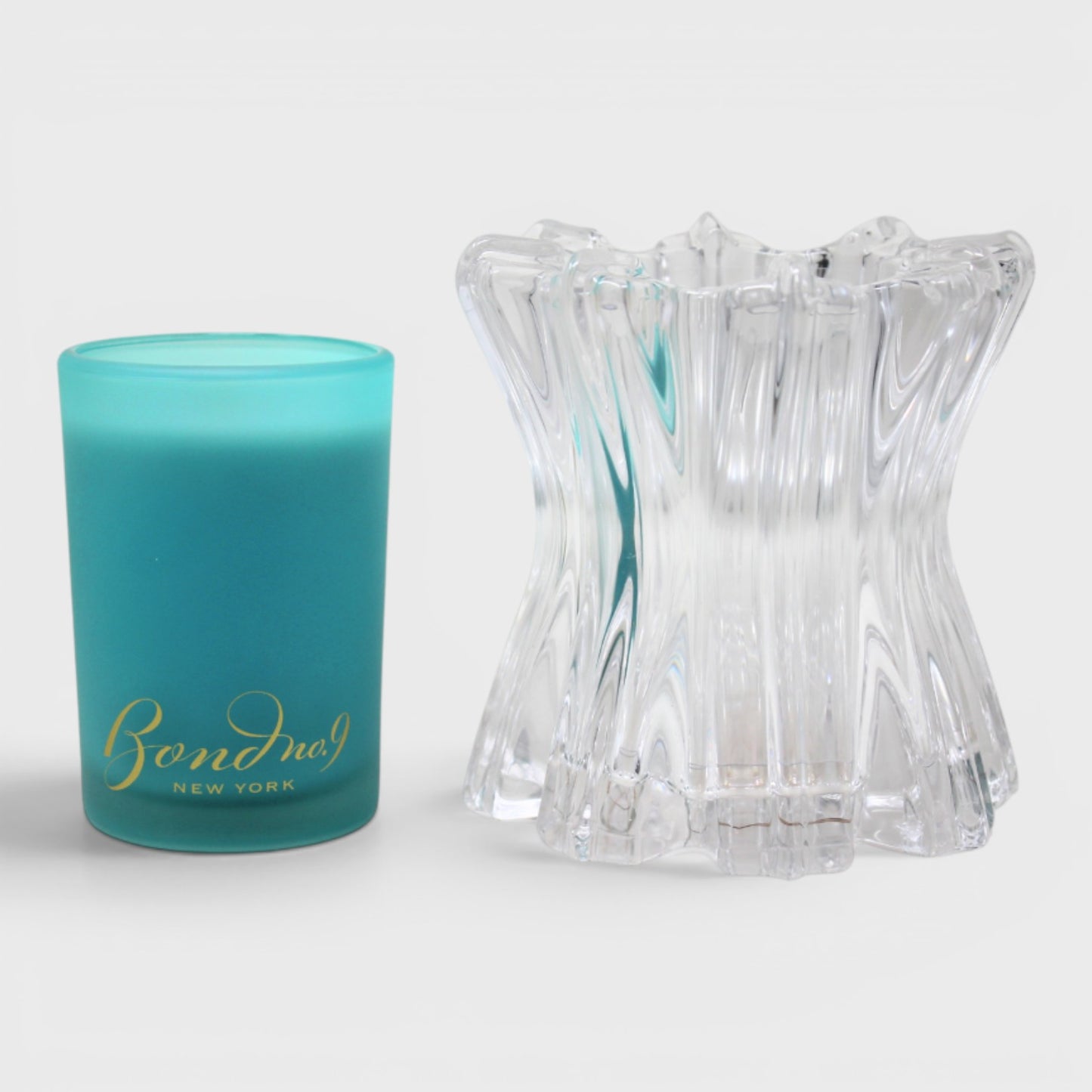 Bond No. 9 Vela Perfumada Con Portavela De Cristal